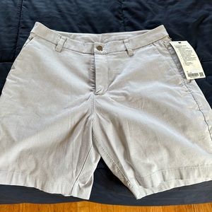NWT Commission Shorts - Classic Fit Size 31